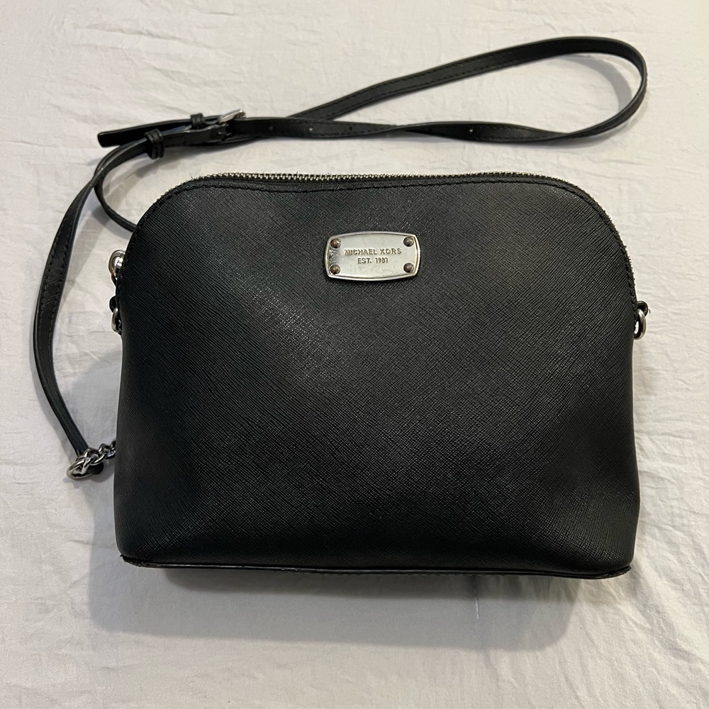Michael Michael Kors Cindy Dome Crossbody Leather Black
